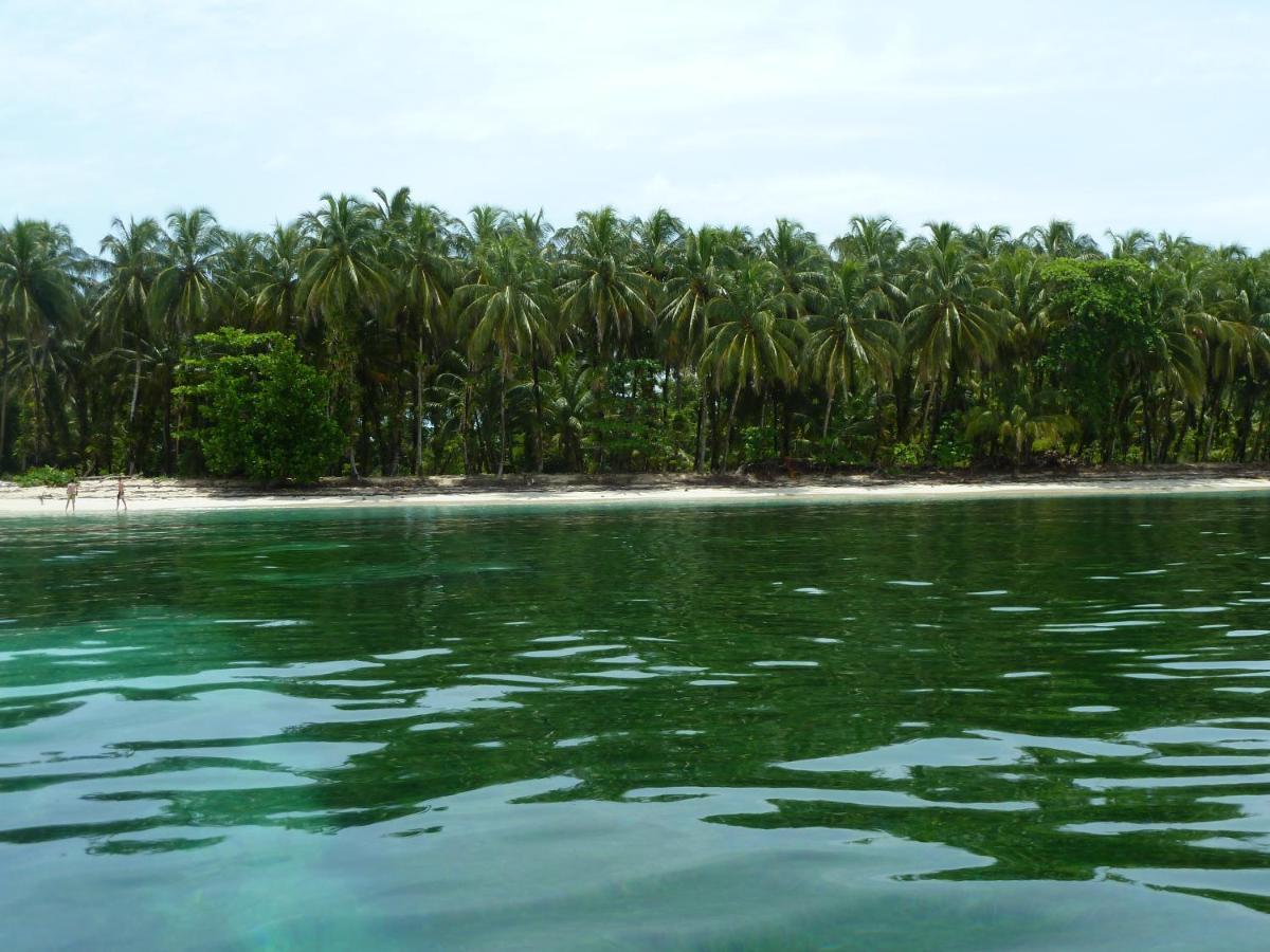 Villa F&B Bocas del Toro Exterior photo