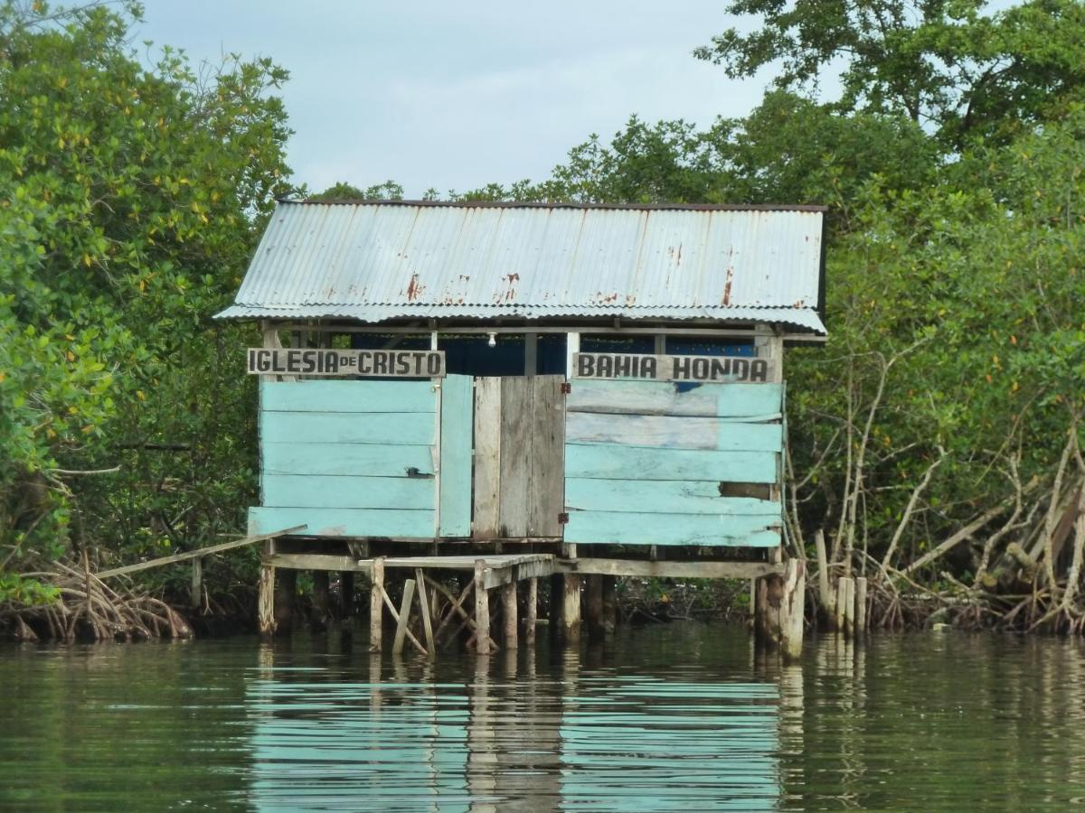 Villa F&B Bocas del Toro Exterior photo